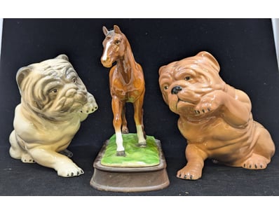 Curios & Collectables (A978) - Lot 548