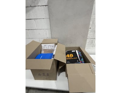 Bulk lot of stationery and educational supplies in...