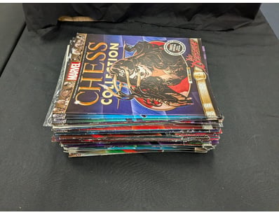 COLLECTION OF MARVEL/BATMAN BOOKS

Condition: Go...