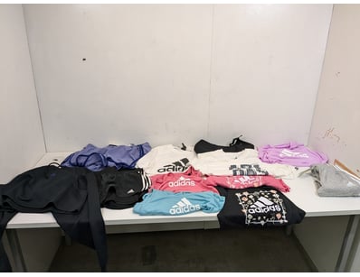 Major Brand Apparel & Footwear Liquidation Event... - Lot 60