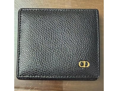 Designer Vault (A985) - Lot 775