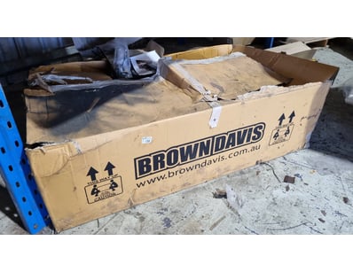 MOSTLY UNRESERVED 4x4 WORKSHOP BUSINESS CLOSURE... - Lot 139