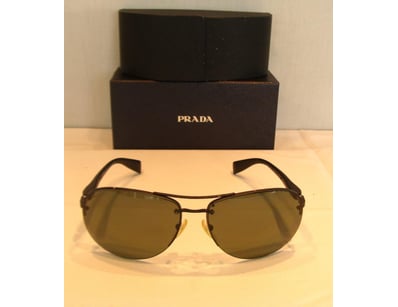 Designer Vault (A995) - Lot 539