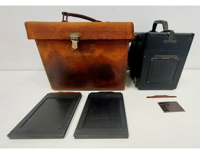 VINTAGE GRAFLEX SERIES B LARGE FORMAT CAMERA WITH ...