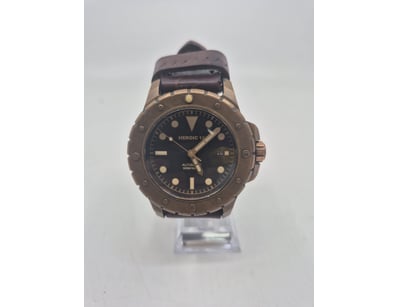 Affordable Watch Market (A980) - Lot 7502