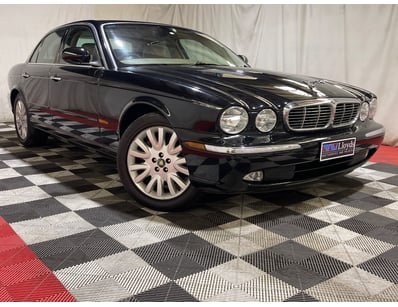 Passenger, Luxury & Commercial Vehicles Auction - Lot 1055