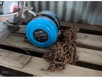 GRIP Chain Hoist 

Capacity: 1T

Contact: Mark Dav...