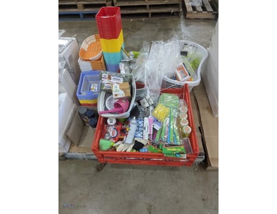 Assorted Homeware Items - includes storage baskets...