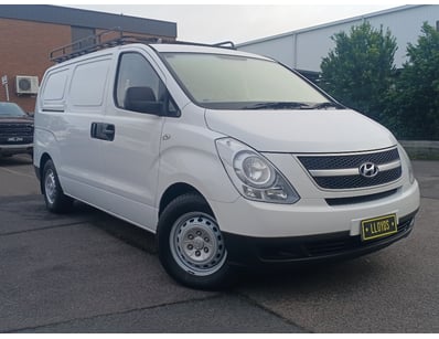 2015 Hyundai iLoad TQ2 Twin Door

Year: 2015
Ma...