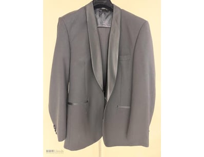 VARCE ITALIA TUXEDO POLYESTER WOOL

Material: Poly...