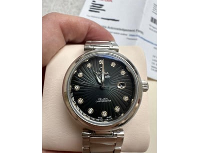 Luxury Watches (A999) - Lot 2525