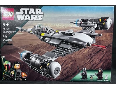 **UNRESERVED** LIFETIME COLLECTION OF LEGO PART... - Lot 822