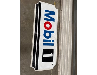 Mancave & Memorabilia (A990) - Lot 143