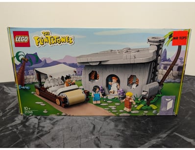 **UNRESERVED** LIFETIME COLLECTION OF LEGO PART... - Lot 787