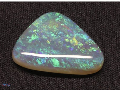 LIGHTNING RIDGE SOLID CRYSTAL OPAL, 3.82 CARATS,  ...