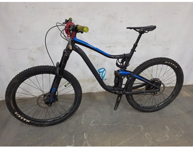 Police Seized Property & Unclaimed Jewellery (A... - Lot 424