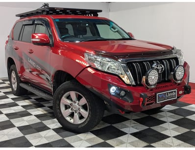 Passenger, Luxury & Commercial Vehicles Auction - Lot 400