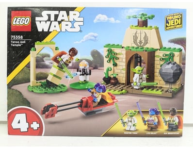LEGO Star Wars 75358 Tenoo Jedi Temple set from th...