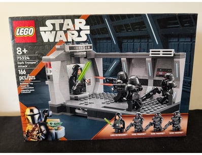 **UNRESERVED** COOKIE'S LIFETIME COLLECTION OF ... - Lot 717