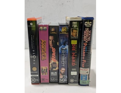 Trading Cards, Gaming & Collectables (A1001) - Lot 1018