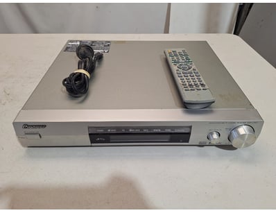 Home Entertainment, Audio & Computers (A1003) - Lot 322