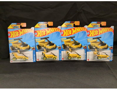 4 X HOT WHEEL TREASURE HUNTS INCLUDING DRAGGIN' WA...