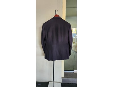 VINCERE ITALIAN 3 PCS MEN SUIT

Material: Polyeste...