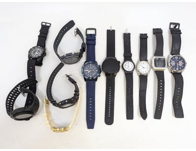UNRESERVED Airport - Lost Property (A980) - Lot 296