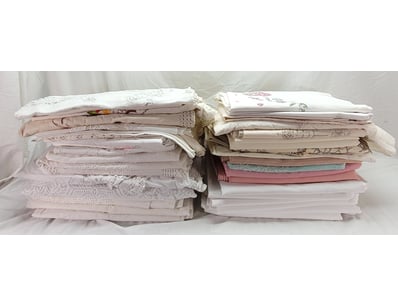 Antiques, Vintage & Interior Treasures (A1006) - Lot 100369