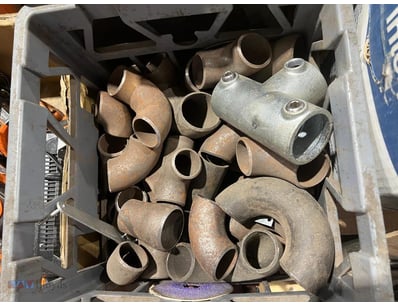 Assorted Steel Pipe Fittings Crate  

approx. 48mm...