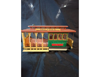 VINTAGE  DECANTER SAN FRANCISCO CABLE CAR MODELS

...
