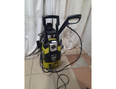 Ryobi 1800W Pressure Washer

