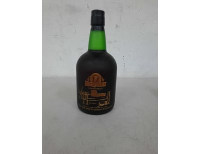 Drayton's Hunter Valley, old tawny port, 18.5% ALC...
