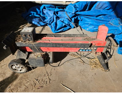 Electric wood log splitter, red

Onsite

Location:...