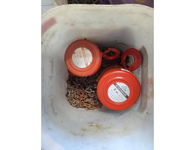 Mostly UNRESERVED Ex-Hire Stage Lighting, PA & ... - Lot 105