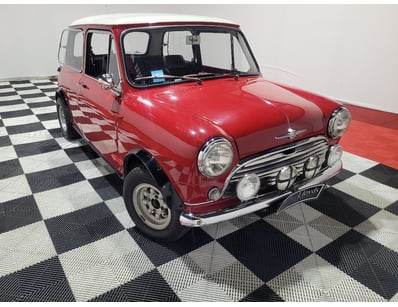 Classic, Muscle & Barn Finds - Lot 221