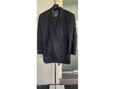 GOTTI LONDON 2 PCS MEN SUIT

Material: Polyester -...