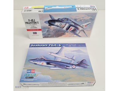 LOT OF 2 VINTAGE AIRCRAFT MODEL KITS - F-4EJ PHANT...