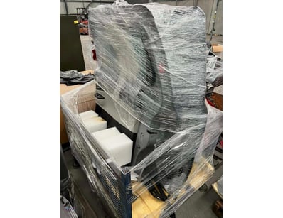 Left & Right Kia Carnival KA4 Sliding Doors & Meta...