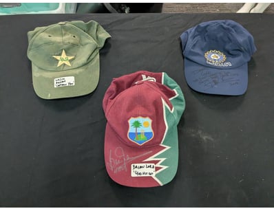 3X ORIGINAL ONE DAY HATS SIGNED BY WASIM AKRAM, BR...