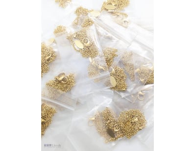 COLLECTION OF 2MM GOLD COLOURED CHAINED NECKLACES
...