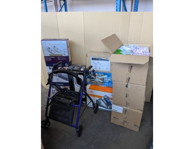 Homewares, including Vaxx advance pet vacuum clean...