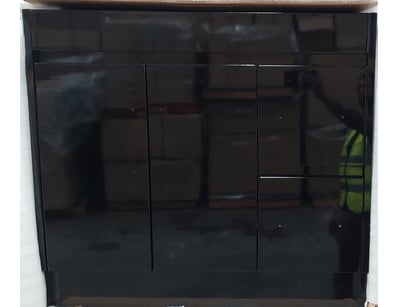 $5M Bathroom Appliances Blitz Part 2 (VICA895) - Lot 16