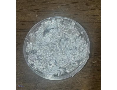 VIAL FULL OF SILVER LEAF/FLAKE  



294199+20