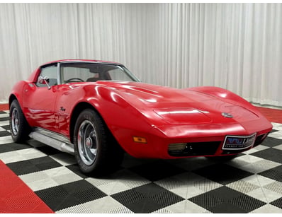 <b>1974 Chevrolet Corvette C3 Stingray Coupe - Red...