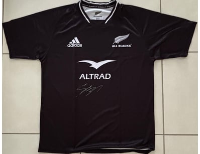 Mancave & Memorabilia (A1003) - Lot 642