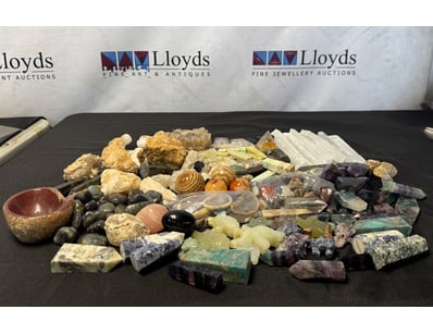 COLLECTION OF CRYSTALS AND MINERALS

Includes Va...