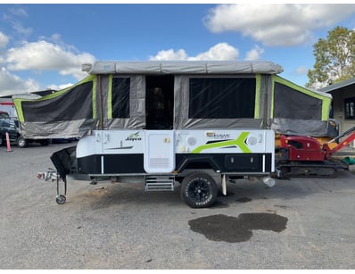 2015 Jayco Hawk poptop caravan

Make: Jayco
Model:...