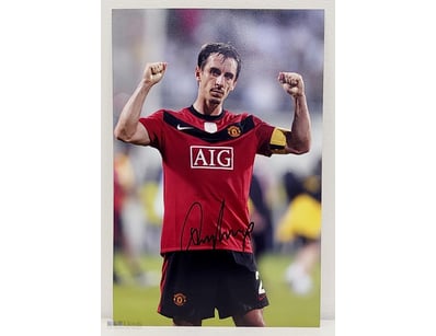 GARY NEVILLE HAND SIGNED MANCHESTER UNITED SOCCER/...
