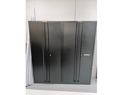 Dyson, Apple & Other Major Brand Reseller Liquid... - Lot 61